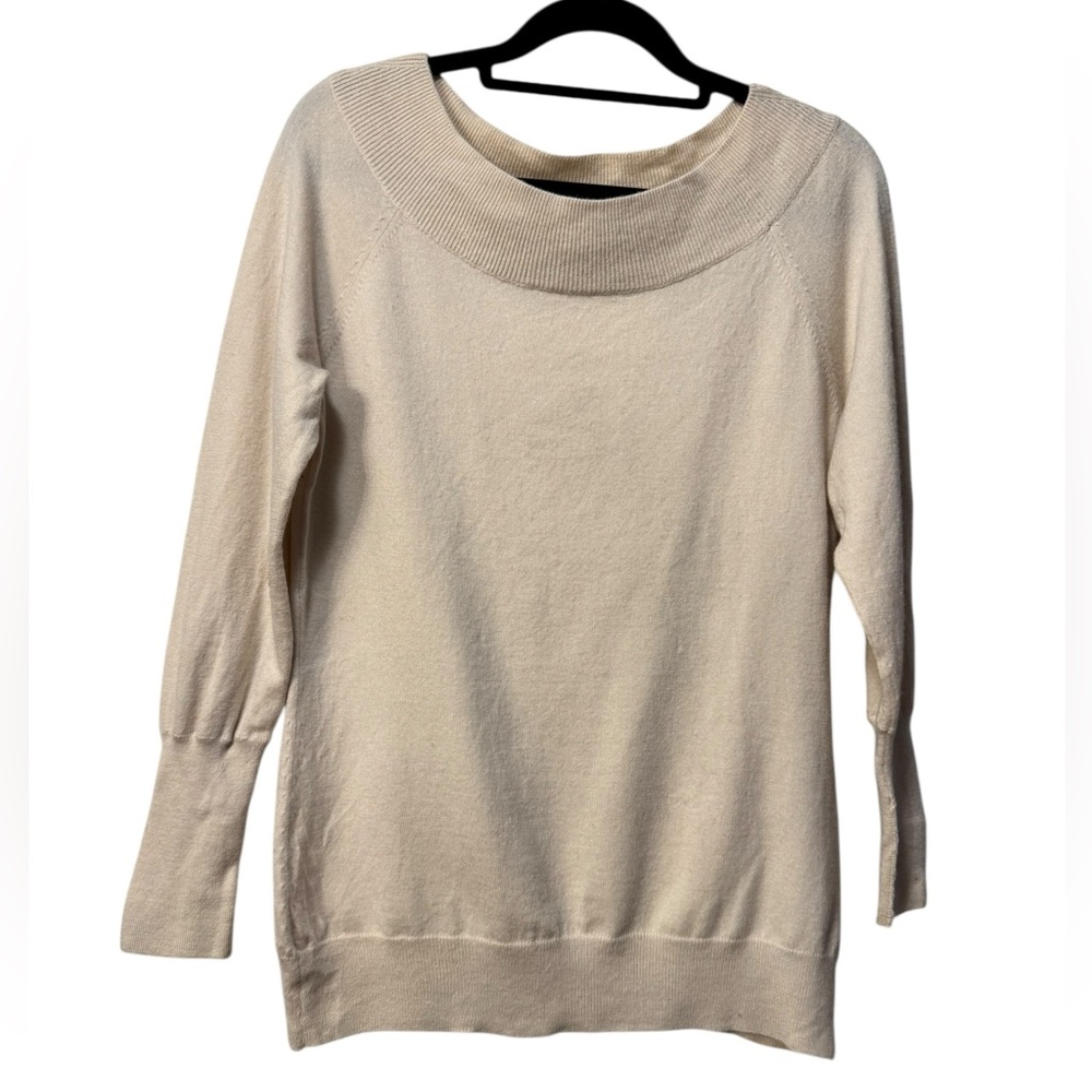Banana Republic Cream‎ Women's Crew Neck Wool Sweater